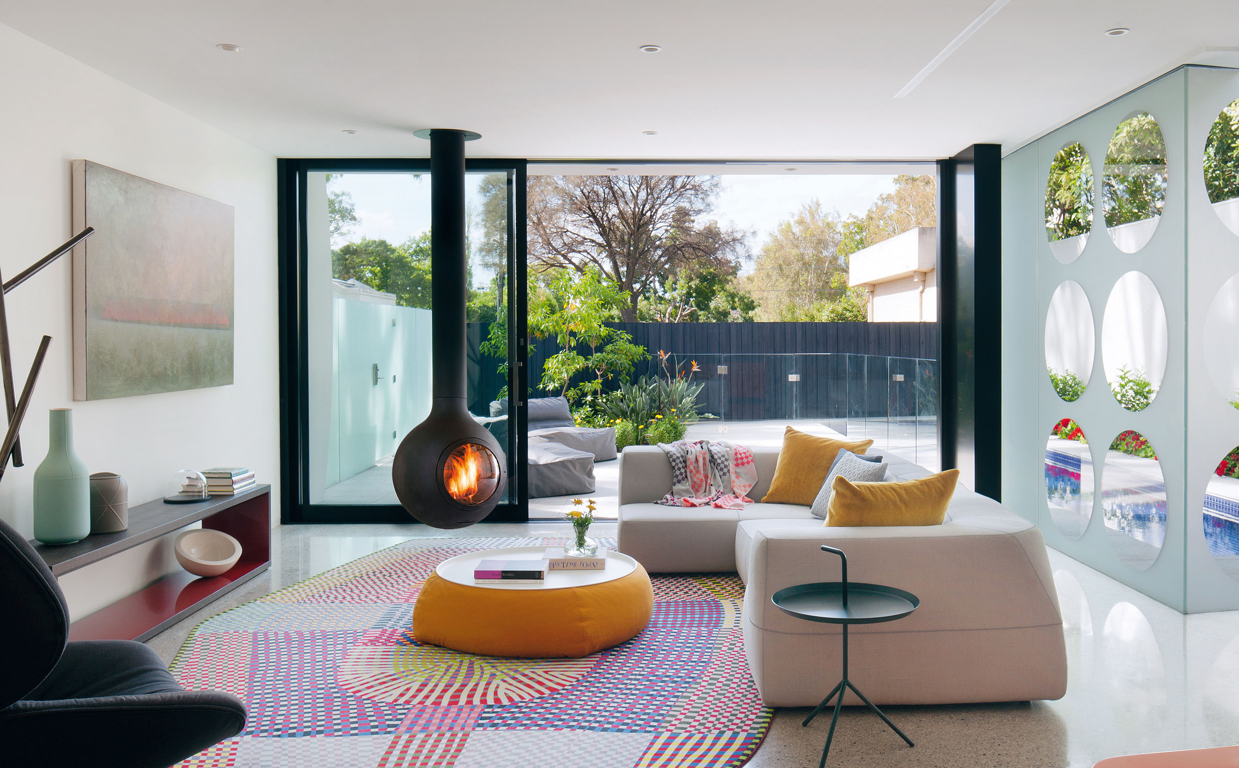 The Bright Color Home